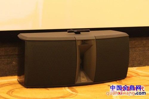  JBL ARRAY1500低音炮音箱