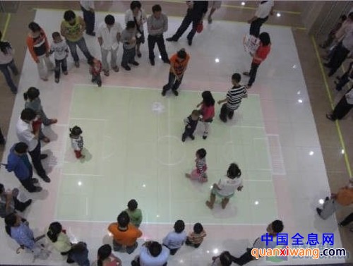 光影魅力展现世博会 投影前沿技术展示 