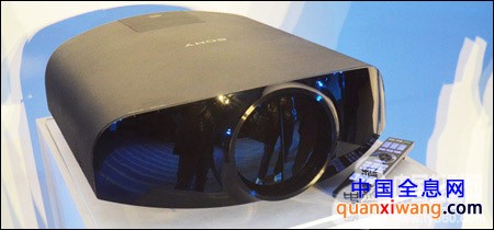 4K+3D炫妙融合 索尼VPL-VW1000ES家庭影院投影机