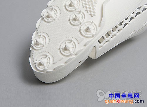 3D打印机打造 世界上最快的跑鞋仅有96克