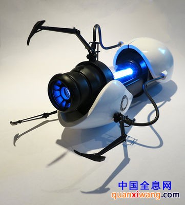 用3D打印从游戏文件制造的Portal Gun传送门枪复制品