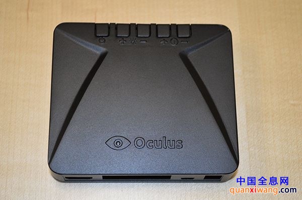Oculus Rift VR头戴显示器延至明年春