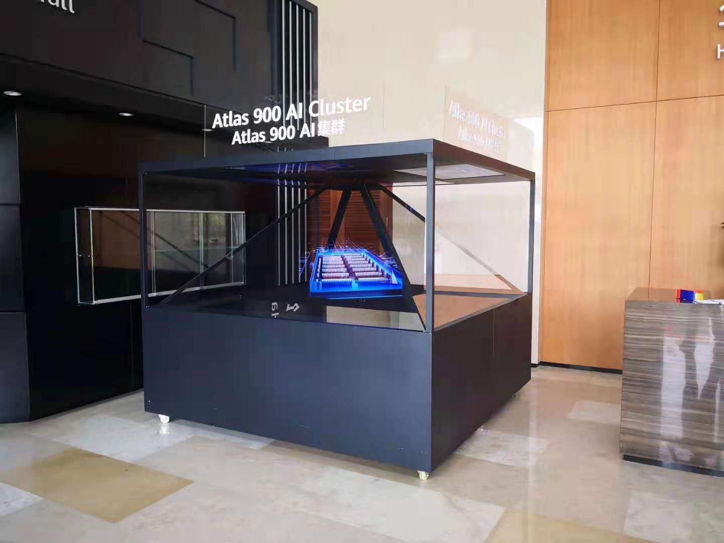 3D透明玻璃展柜 360全息展示柜 触摸屏 智能互动成像展柜图4